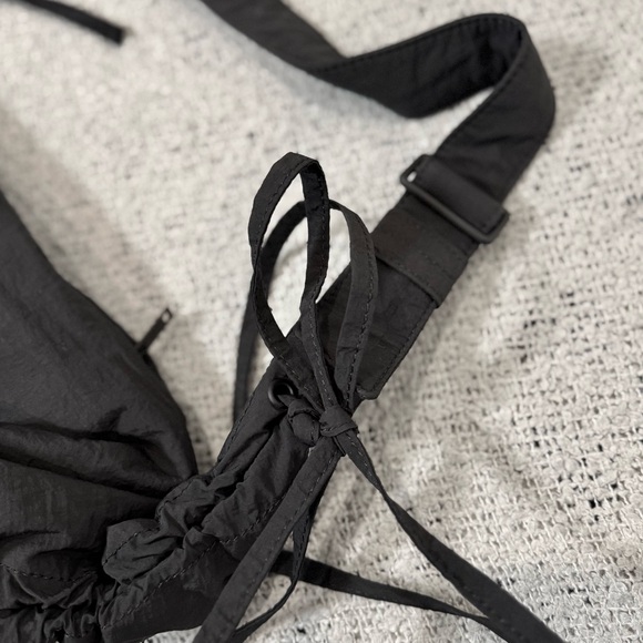 Not•••• - Picture 3 of 11